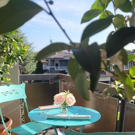 Garda Best Living Apartment Десенцано дел Гарда Екстериор снимка