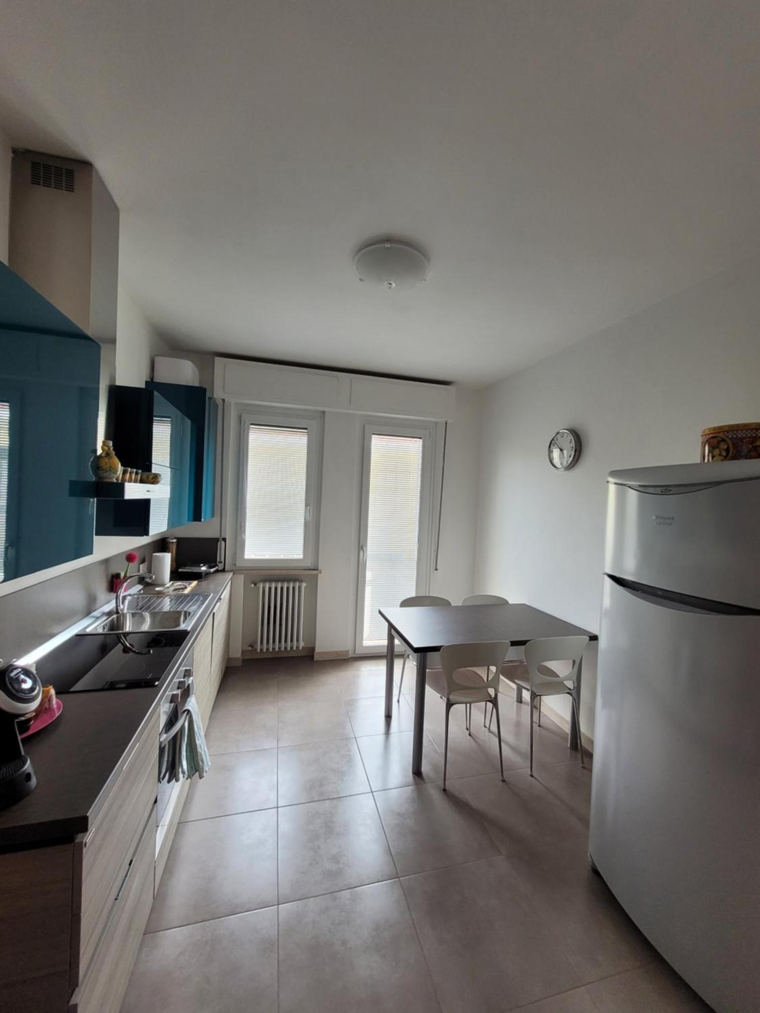 Garda Best Living Apartment Десенцано дел Гарда Екстериор снимка